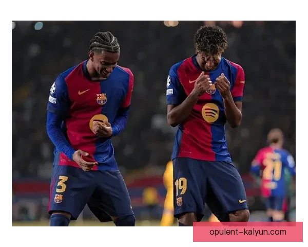 莱万多夫斯基状态回暖，弗里克称赞其在赛场上的贡献和领导力