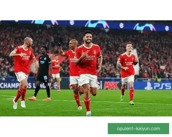 拉莫斯在本菲卡时期表现稳健，逐渐成为球队核心力量