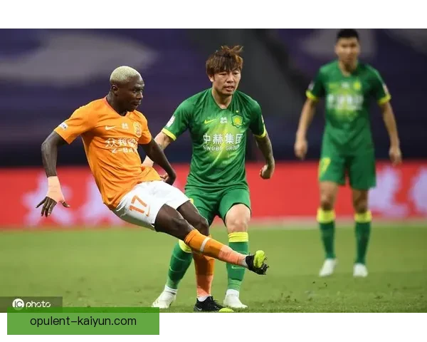 博斯克执教理念强调控球与战术纪律，注重团队协作与攻守平衡